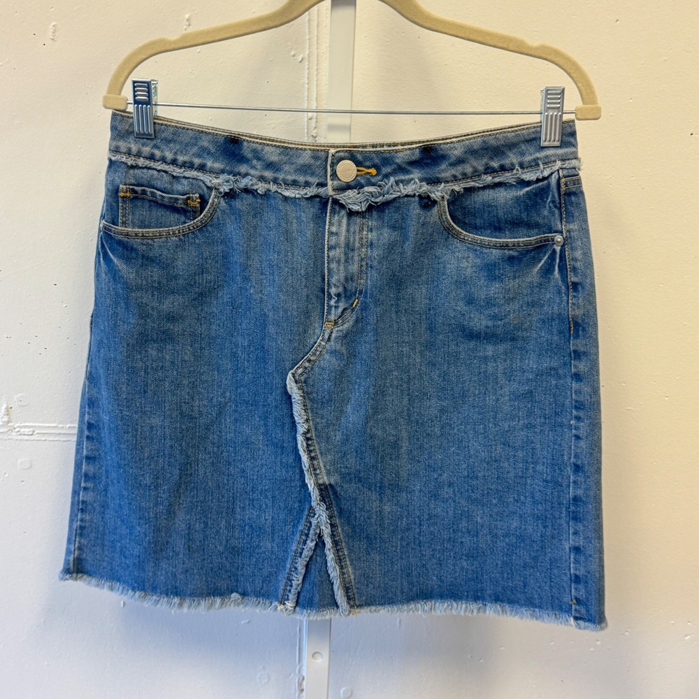 Loft Denim Mini Skirt Medium Wash Raw Frayed Hem 100% Cotton 465904 Size 12